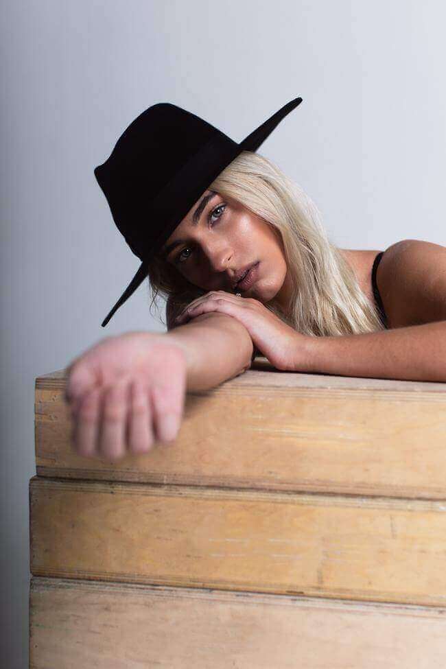 7 Proven Ways to Start Feeling More Self-Assured in life - Everything Abode