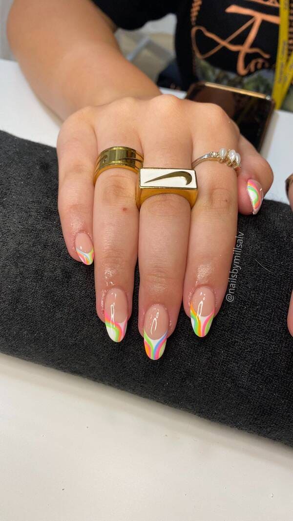 Swirly french tip press on nails