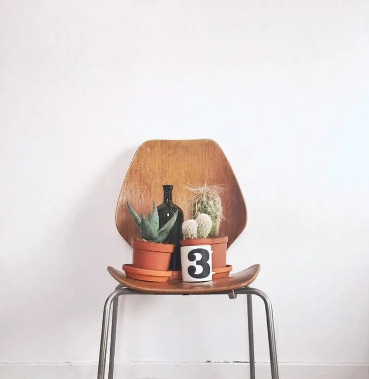 25 Items to Declutter to Live a Minimalist Lifestyle at Home -- Everything Abode Lifestyle