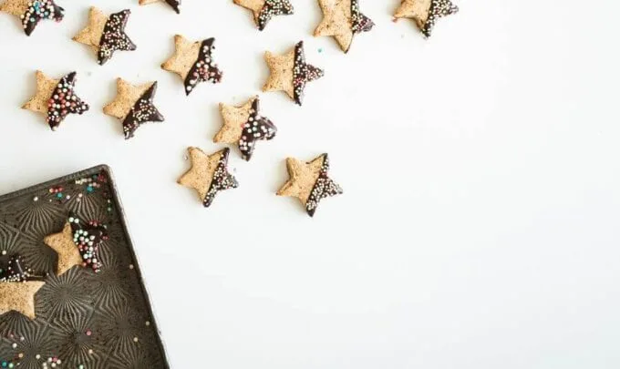 5 Tips to Enjoy the Holidays & Reduce Stress - Everything Abode