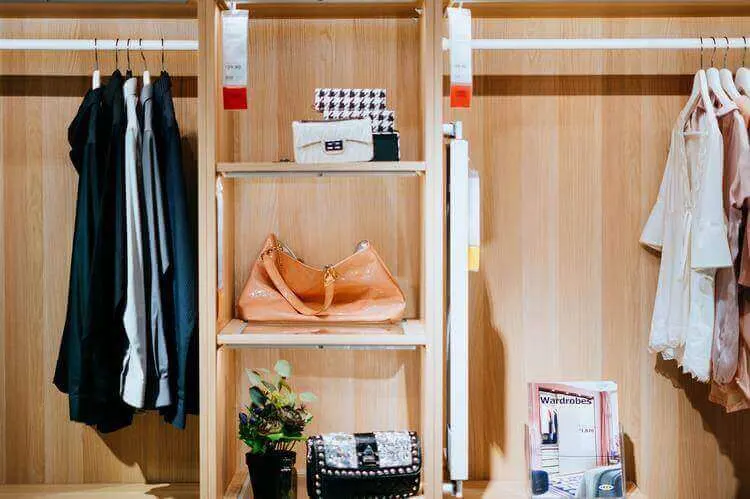 5 ways to reorganize your closet - Everything ABode