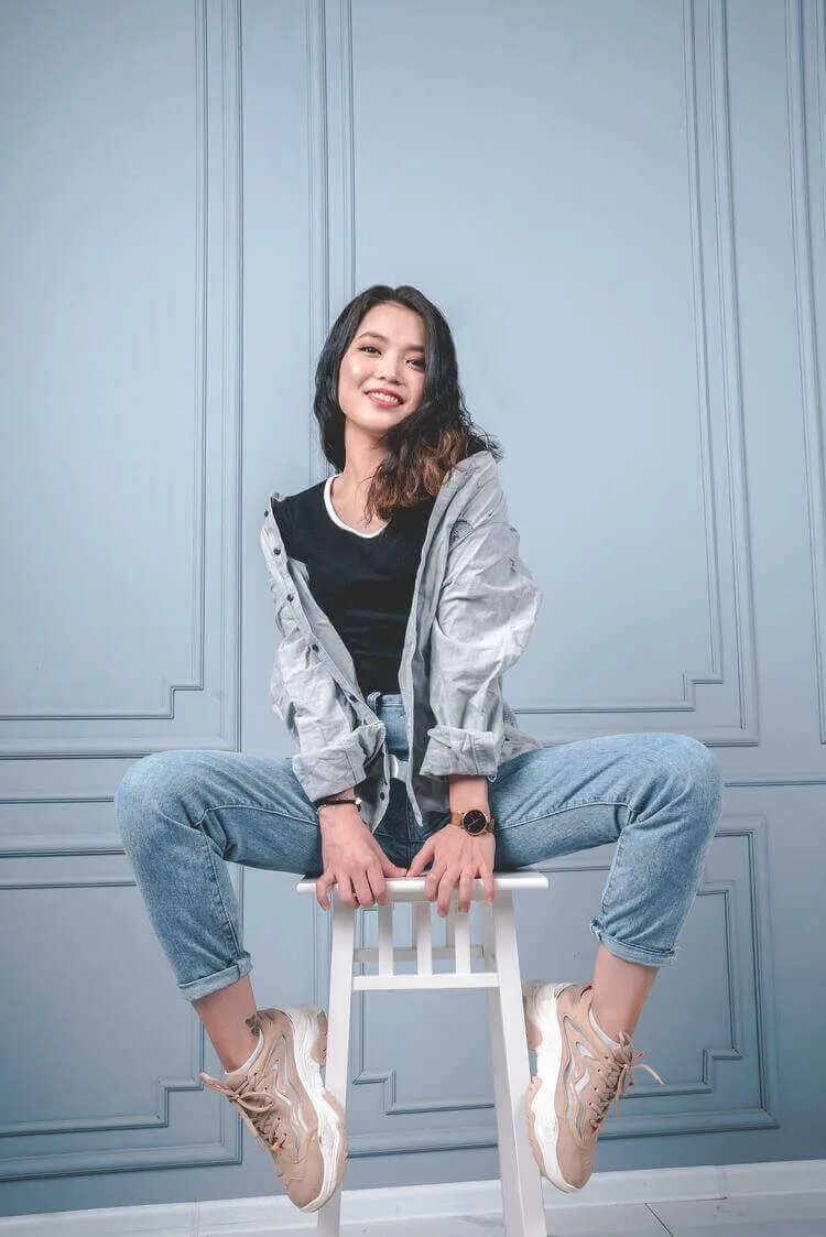 9 Habits of Highly Confident Women - Everything Abode