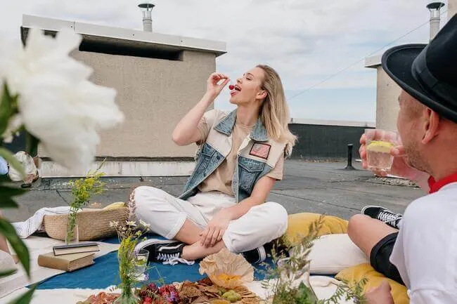 They have a life away from work. Habits of women who are living their best life - Everything Abode